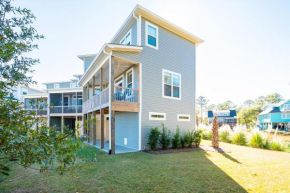 Intracoastal Views by Oak Island Accommodations, Oak Island